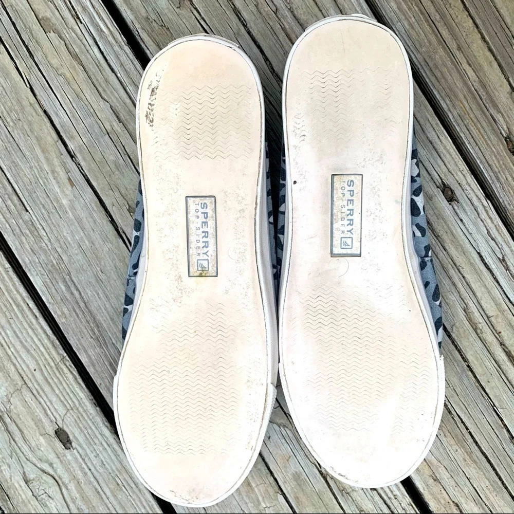 Animal Print Sperry’s Size 9.5 M - Picture 8 of 8